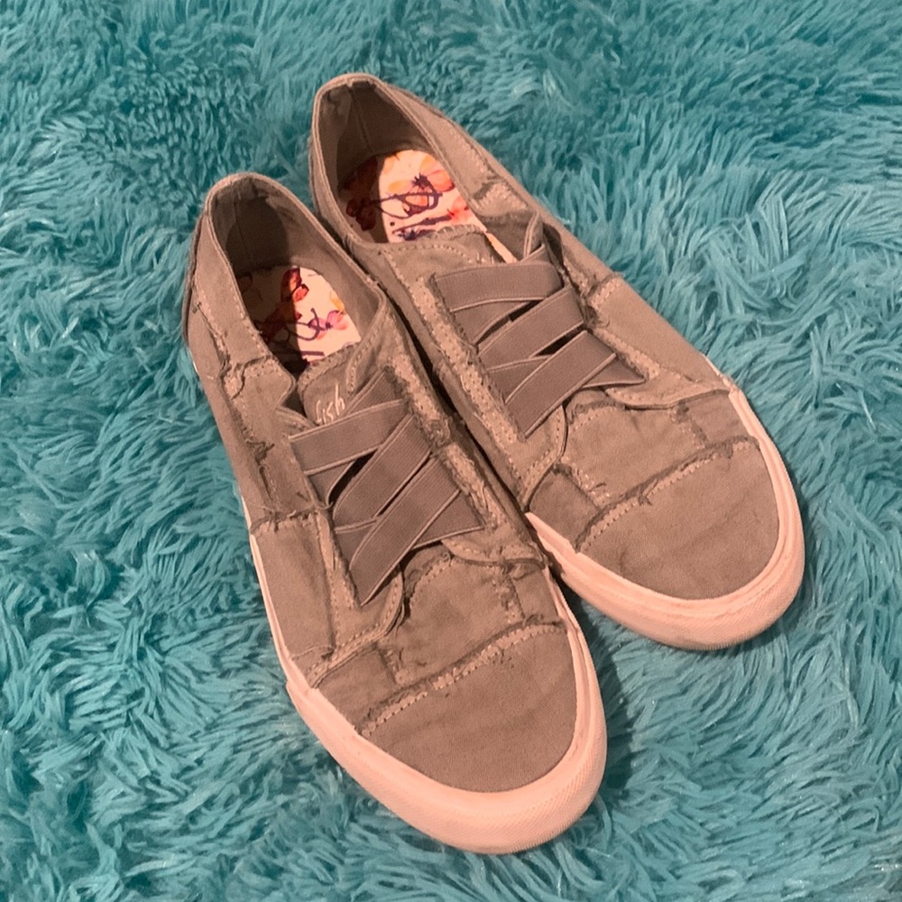 Blowfish Marley women’s slip on sneakers